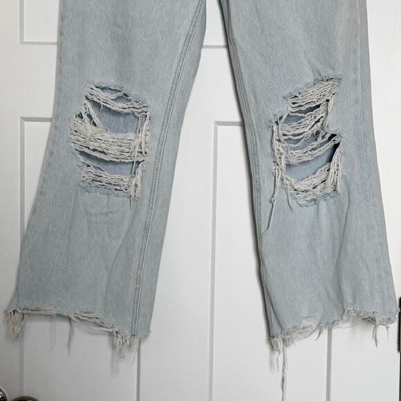 Vervet 90’s Vintage Flare Light Wash Distressed Jeans Womens Size 28 - Picture 6 of 10